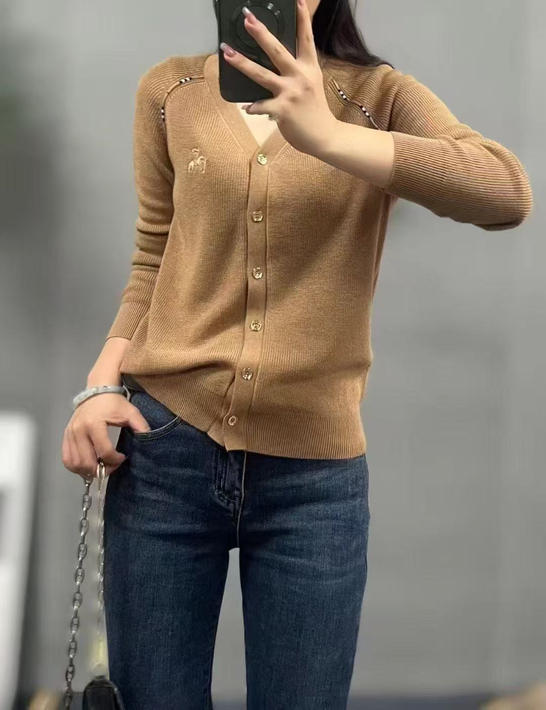 Áo Bb 9289 len cổ tim cài nút Màu Đen 7715