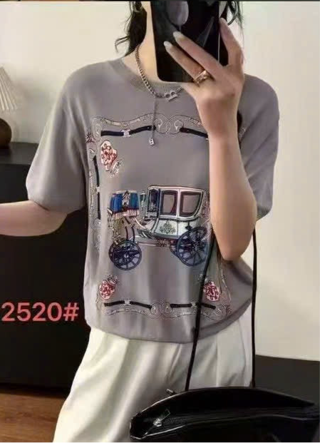 Áo montoghi hoạ tiết xe ngựa MÀU XÁM 6836