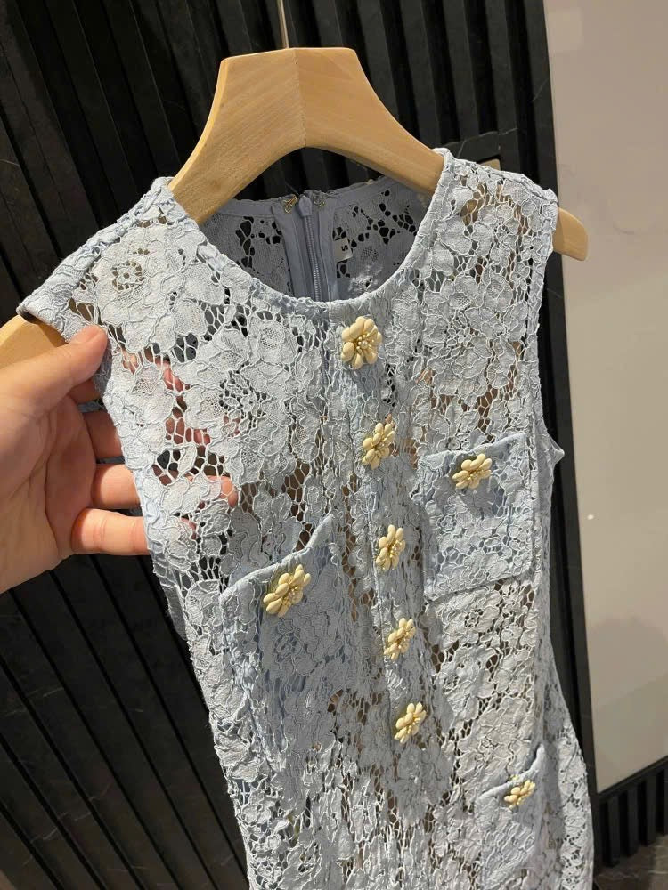 Đầm ren sát nách ngắn màu xanh nhạt 6321