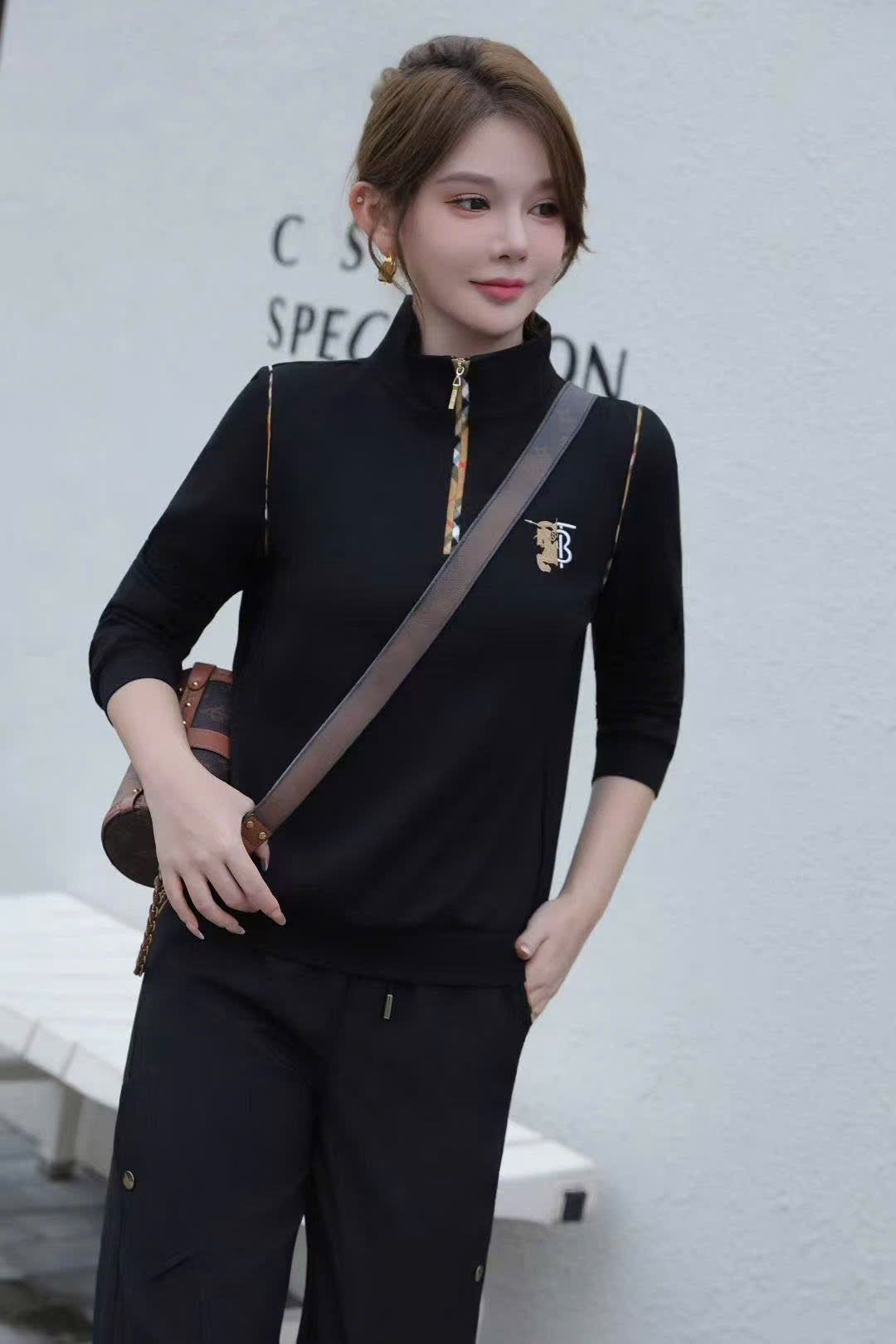 Áo BB thun xin tay dài cổ bẻ dây kéo Màu Nude 7318