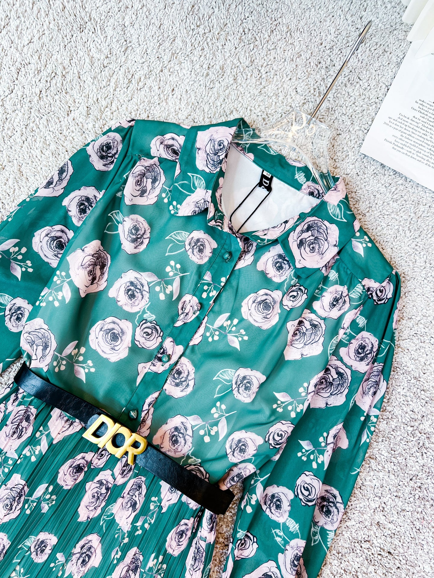 Đầm lụa xếp li nhẹ nhiều bông màu xanh lá 2798