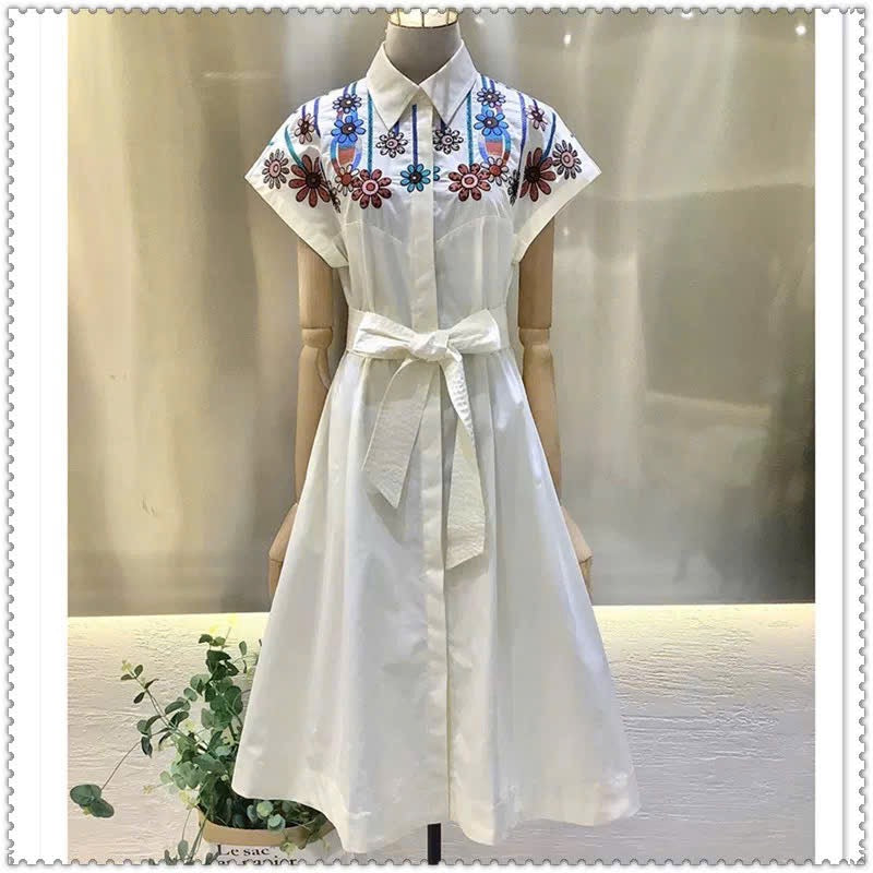 Đầm cổ sơ mi thêu hoa 6092