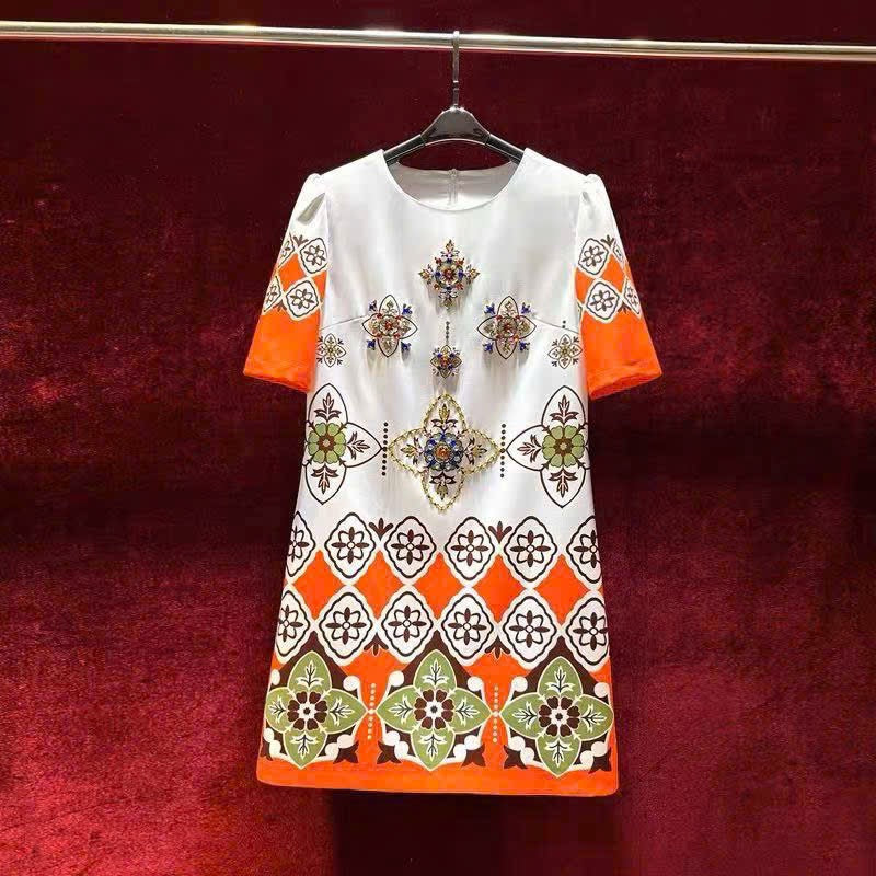 Đầm suông hoa ở ngực đẹp 7356