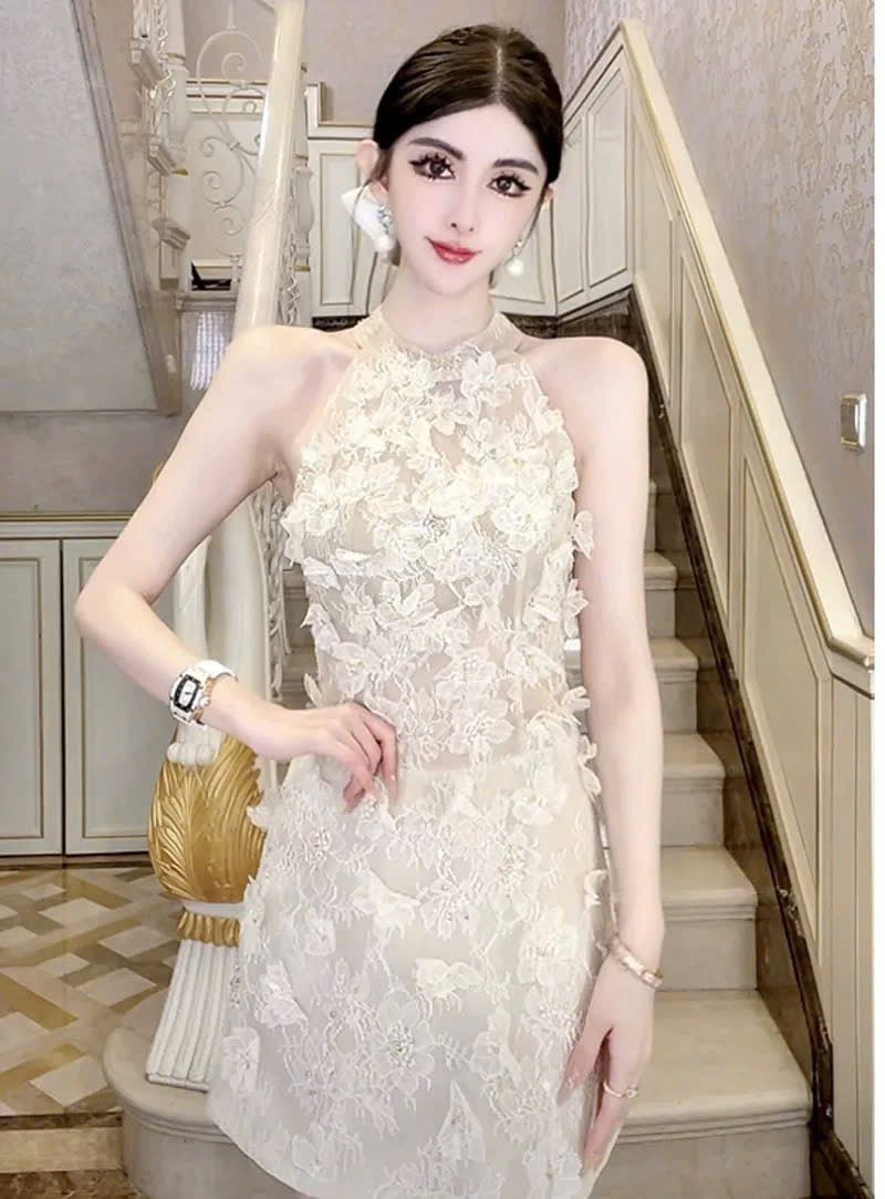 Đầm ren yếm xịn bông hoa nổi Màu Trắng 6047