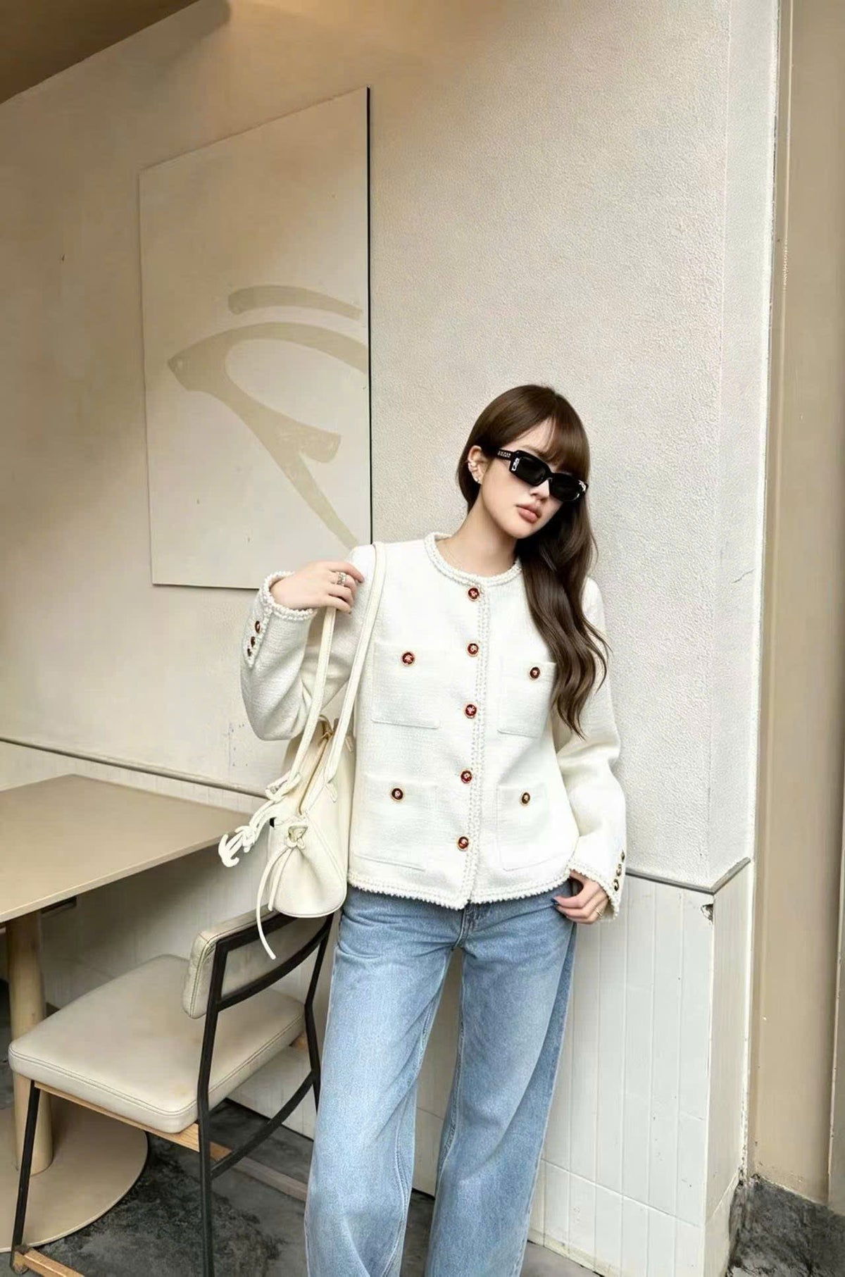 Áo khoác CC dạ tweed nút đỏ 4 túi Màu Trắng 9673