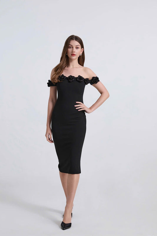 Đầm thun đen bẹt vai nhiều bông hoa cổ 5819