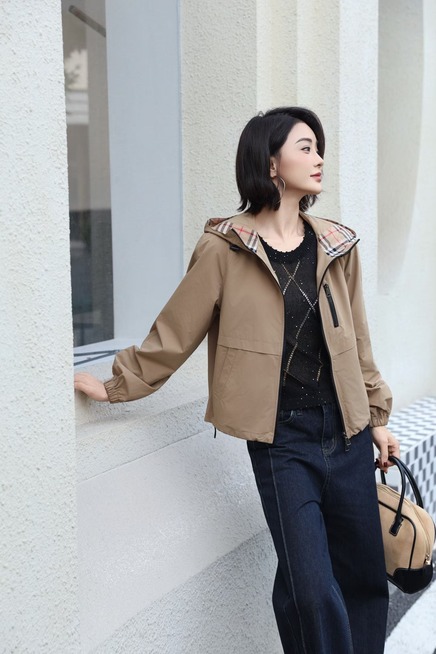 Áo Bb chất gió có nón dáng ngắn Màu Nâu 7568