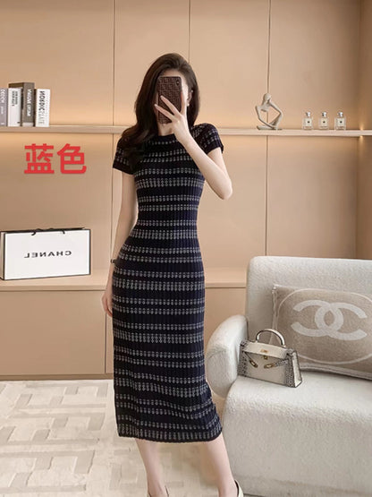 Đầm body Màu đen 1217