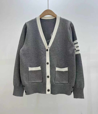 Áo Thom cardigan viền trắng hai túi trước MÀU XÁM 4532