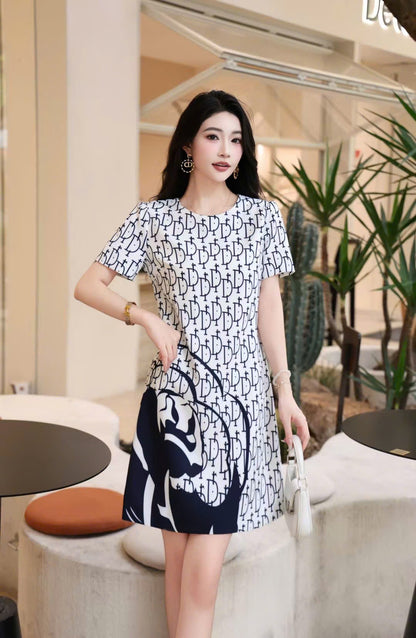 Đầm suông lụa CD Trắng Xanh than 6711