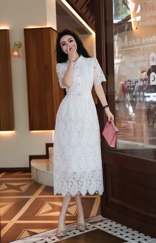 Đầm ren cổ sơ mi kèm belt tiểu thơ màu trắng 6308