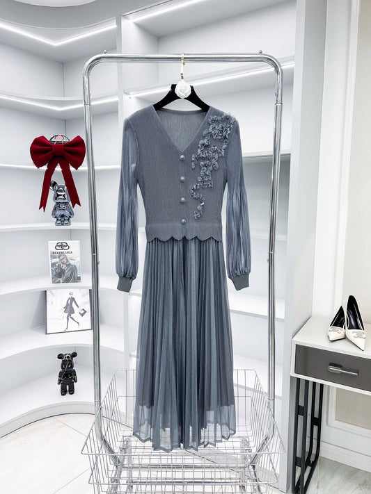 Đầm nhún xếp ly màu xám sang chảnh 5032