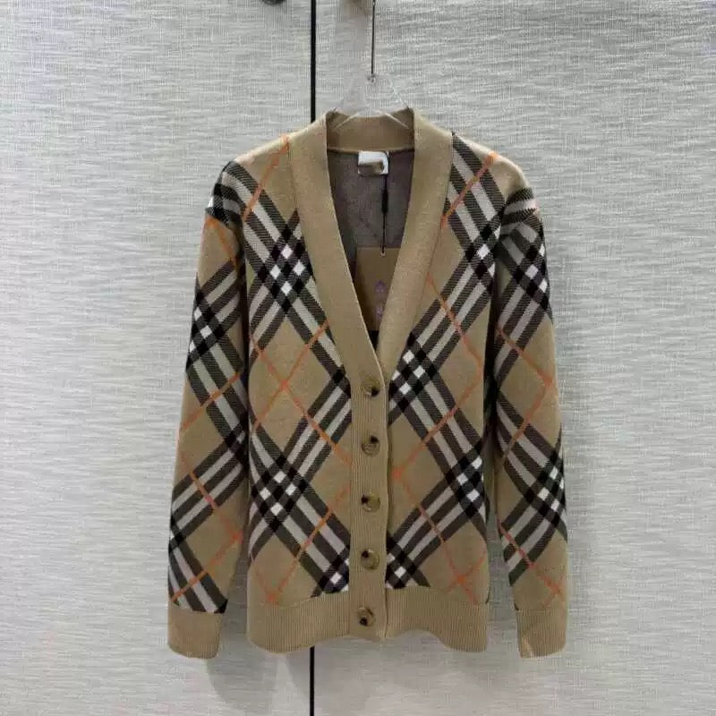 Áo khoác cardigan Bbr soc nhỏ màu NUDE 2993