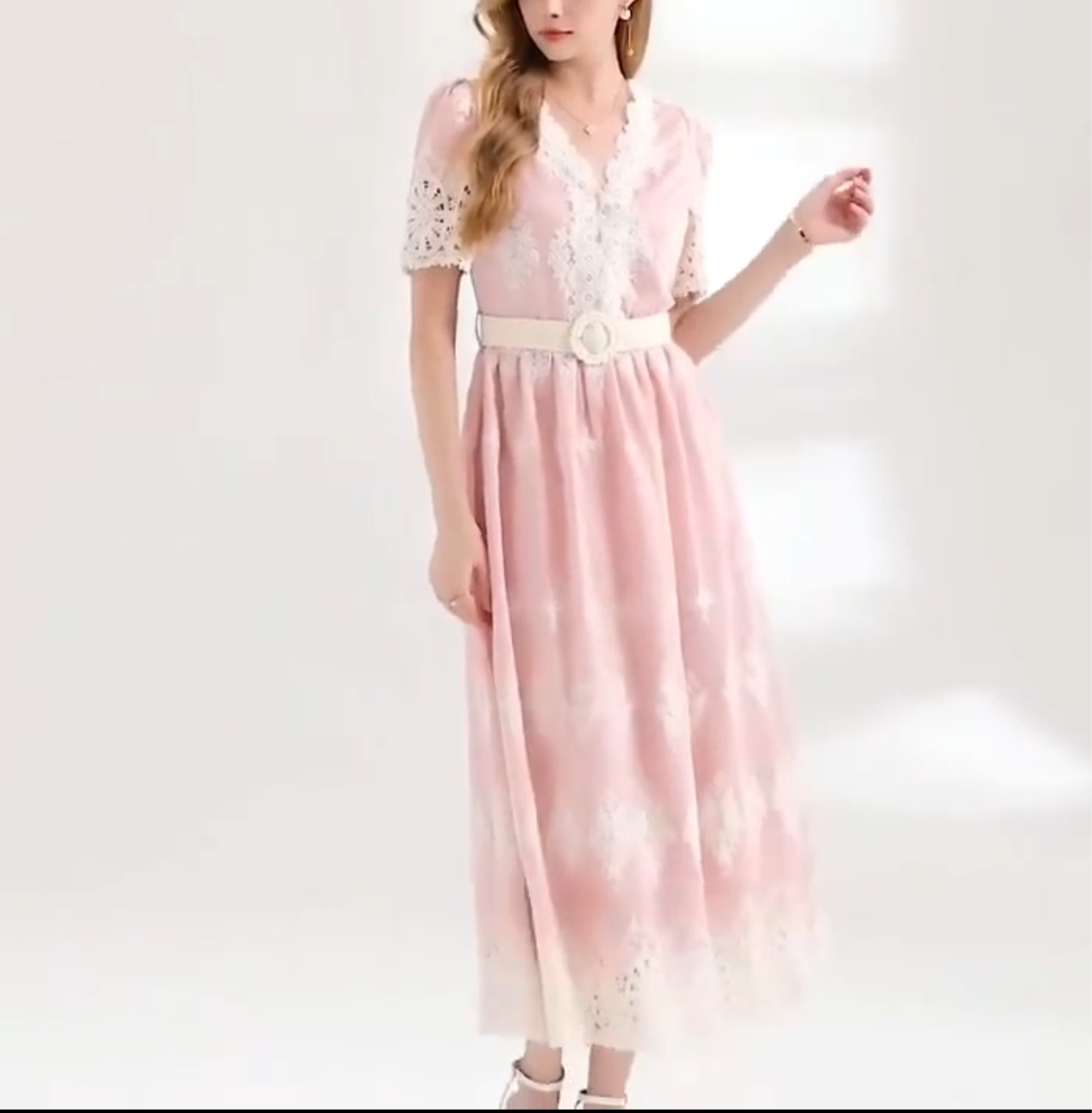 Đầm lụa phối ren kèm belt màu hồng 6744