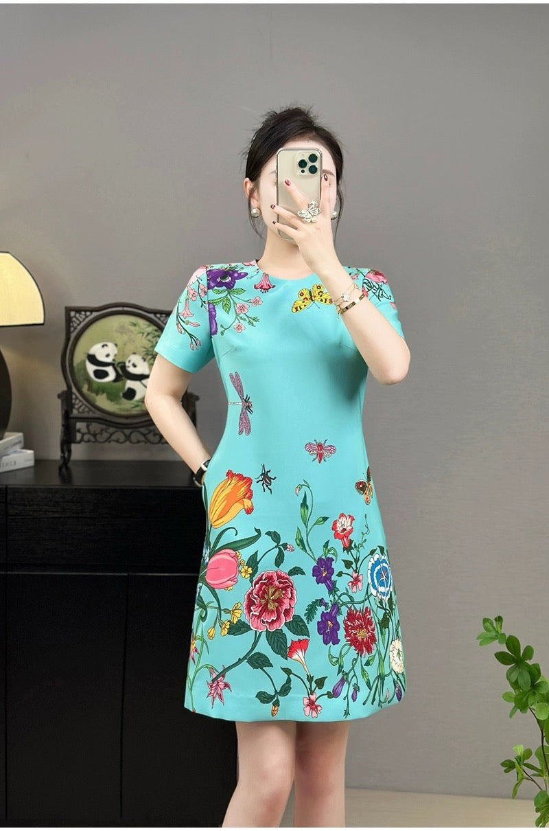 Đầm lụa suông màu xanh 1077