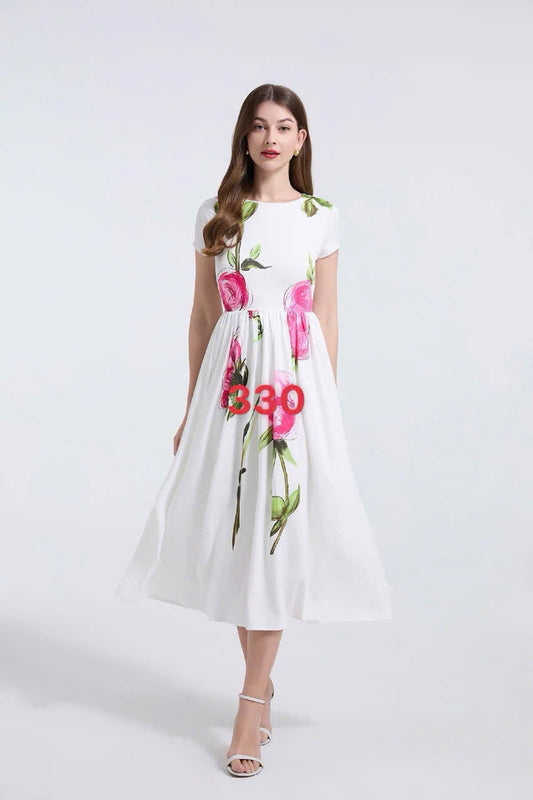 Đầm lụa trắng bông hoa hồng sát nách hai lớp rất xinh 6706