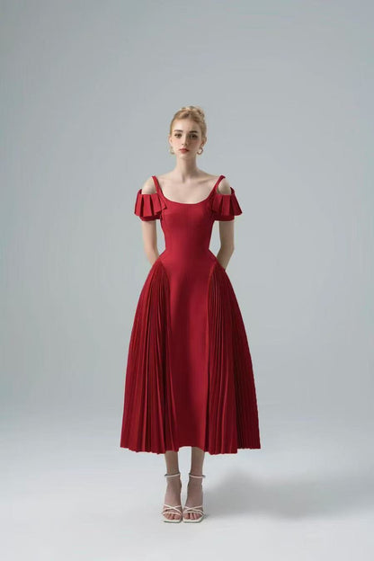 Đầm thiết kế cao cấp dáng dài xếp li áo cổ rộng Màu Đỏ cực đẹp 6775