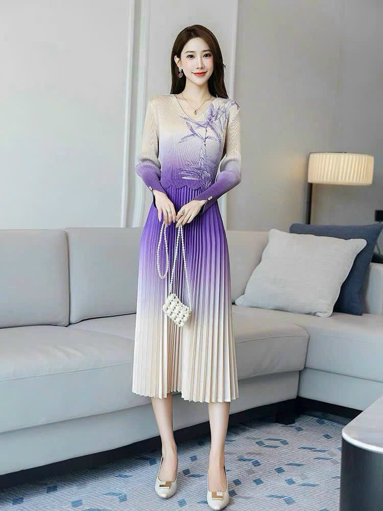 Đầm xếp li nhún ombré tím trắng 273