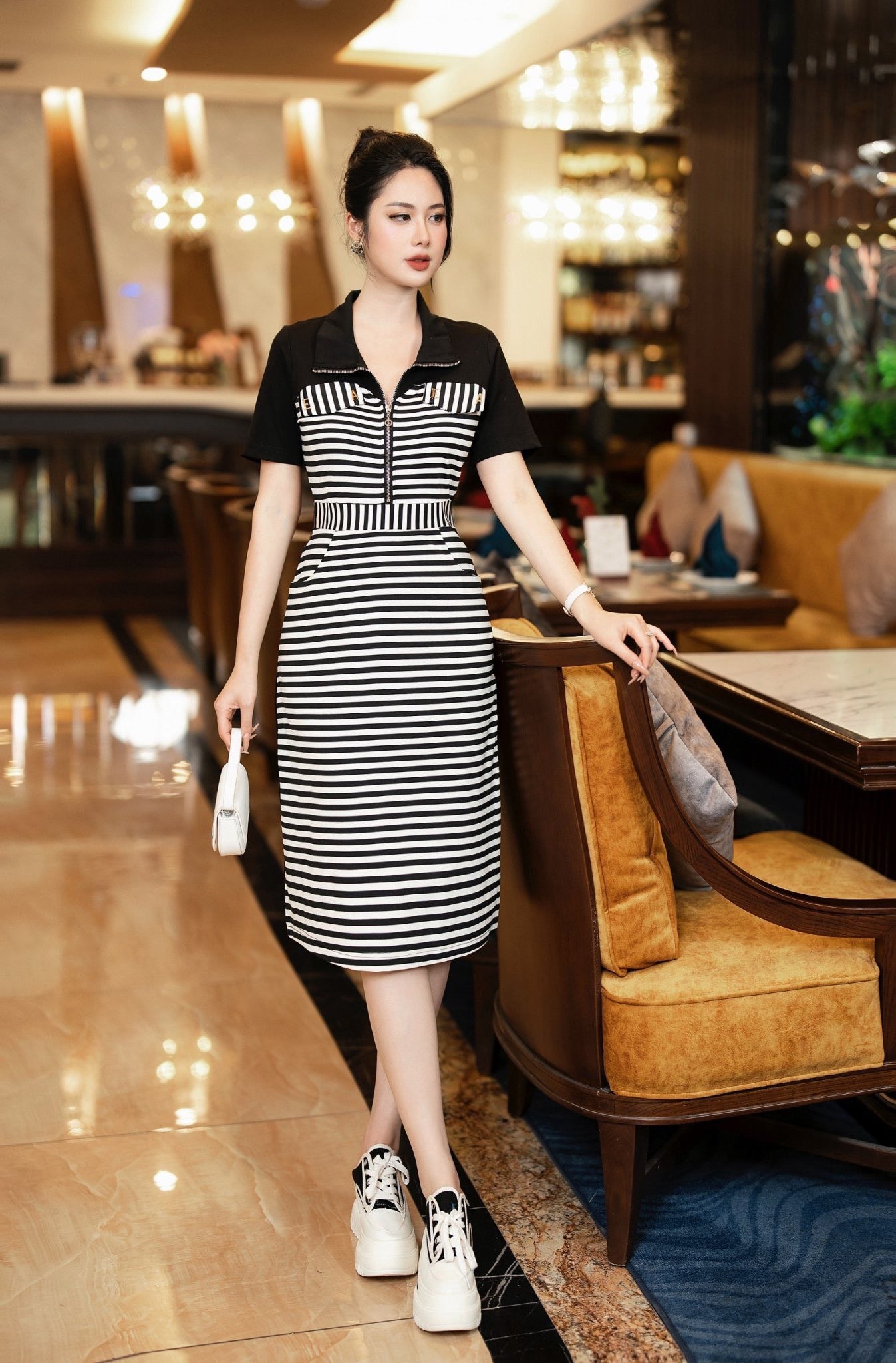 Dress cotton white black stripes  264