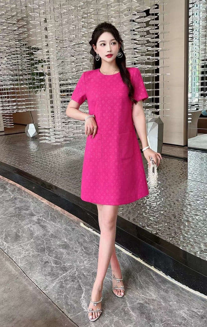 Đầm suông Lv màu đen 1570