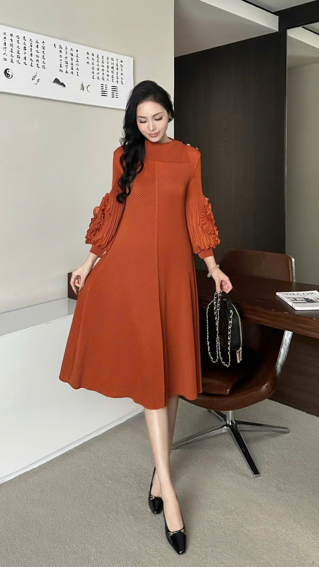 Đầm suông nhún cao cấp tay bồng Màu ĐEN 5024