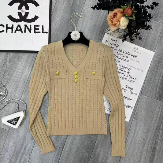 Áo len cổ tim dài tay nút ngực Màu Nude 6858