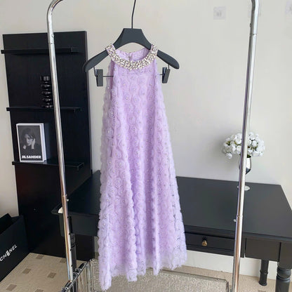 Đầm cổ yếm suông xòe hoa nổi viền cổ đá siêu đẹp 6322