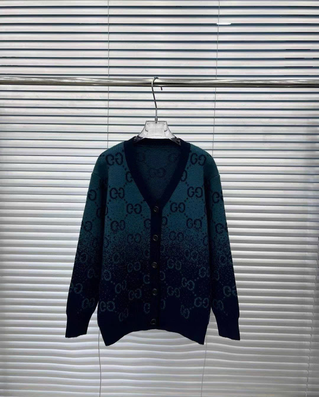 Áo cardigan GG nam xịn màu xanh rêu 3638