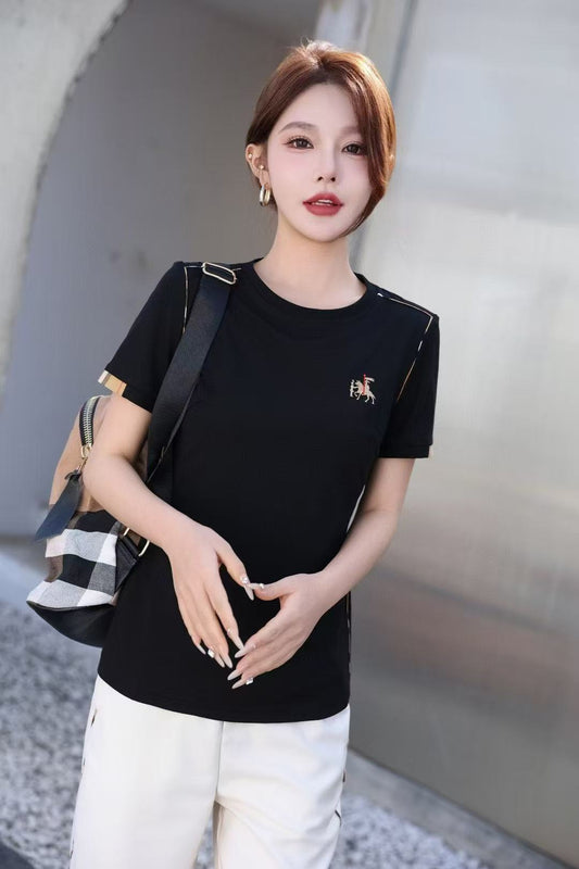 Áo BB 1204 chui cổ logo ngực trái Màu Đen 6685