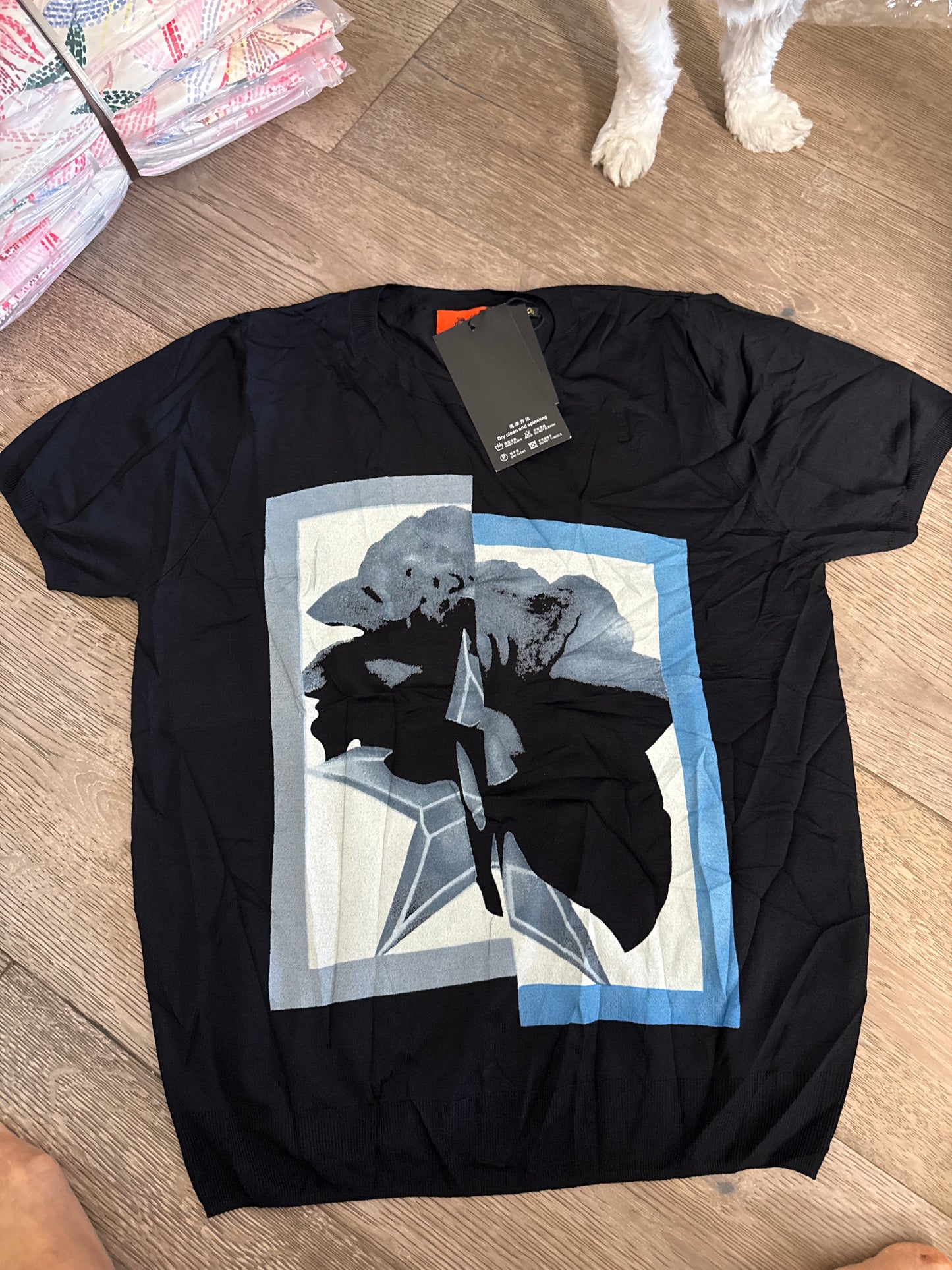 Áo Montoghi mềm mát mịn nền đen phối xanh 6799