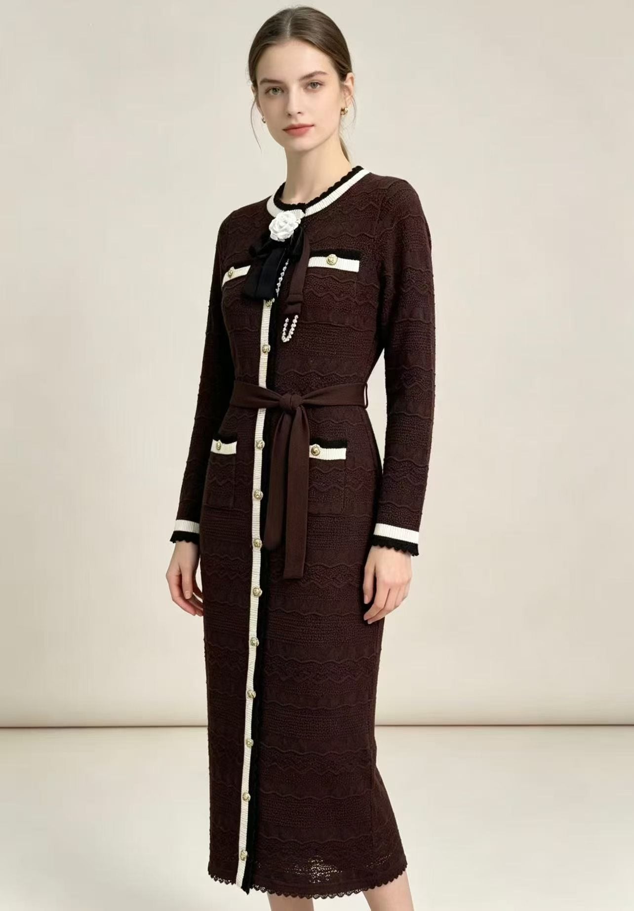 Đầm Self xịn dài 4 túi nơ cổ kèm belt xịn Màu Nâu 9089