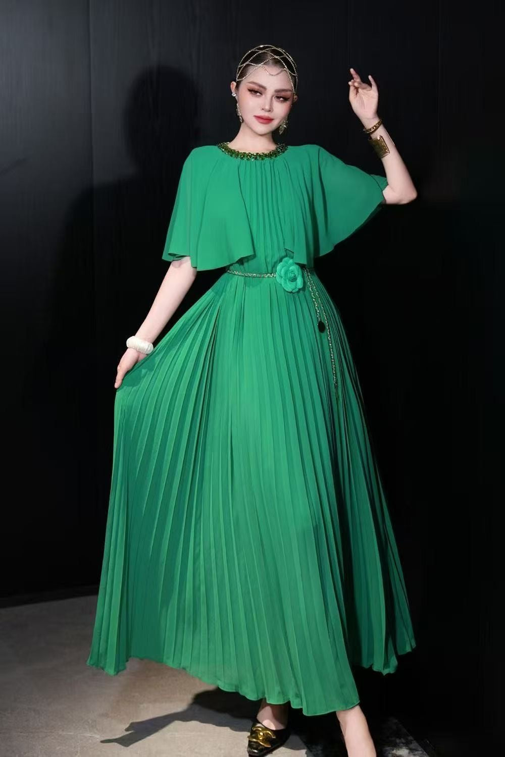 Đầm thiết kế đi tiệc xếp li kèm dây belt xích màu Xanh Lá 6737