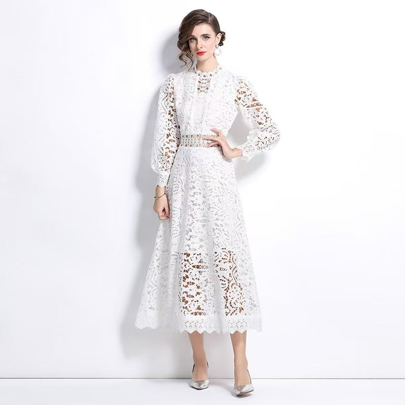 Đầm ren tay dài màu trắng 7747