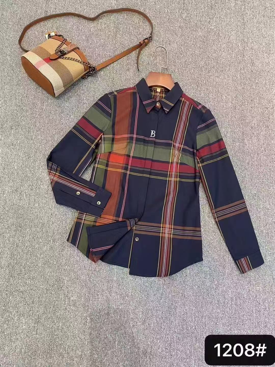 Áo Bb sơ mi sọc đỏ 7624