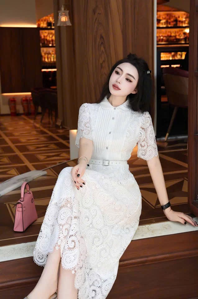 Đầm ren cổ sơ mi kèm belt tiểu thơ màu trắng 6308