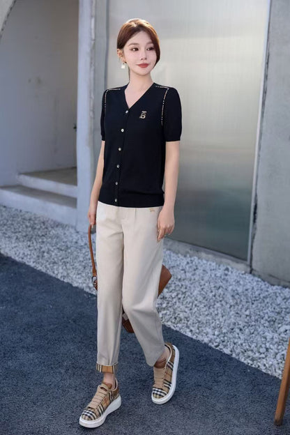 Áo BB 19200 cổ tim cài nút logo đen Màu Đỏ xịn 6688