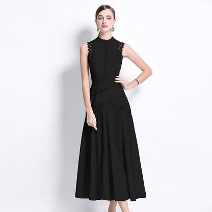 Đầm sát nách viền ren Màu Đen 6781