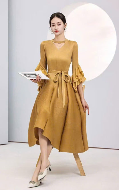 Đầm thun nhún xếp li tay bèo màu đen 5129