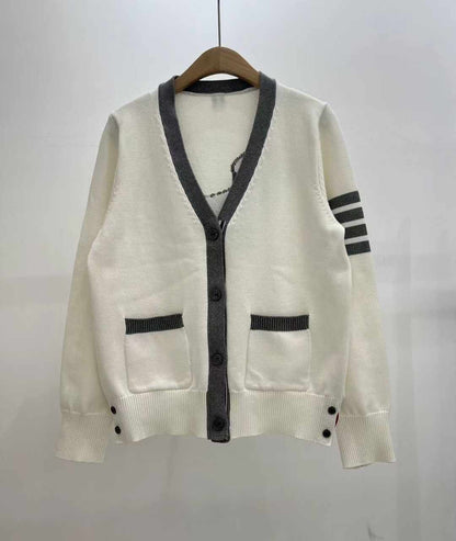 Áo Thom cardigan viền trắng hai túi trước MÀU XÁM 4532