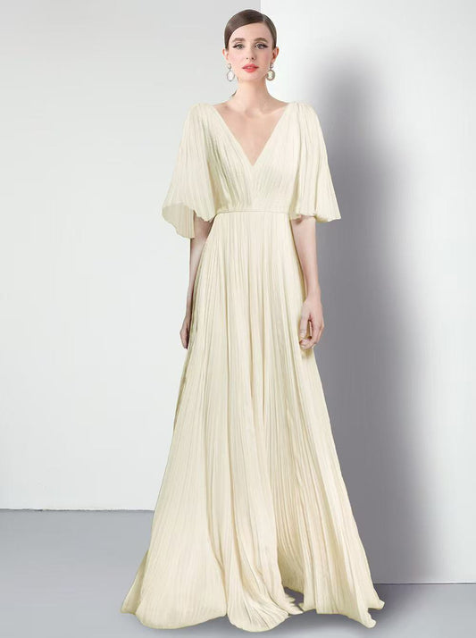 Đầm thiết kế đi tiệc dài cổ tim sang trọng màu Trắng 6716