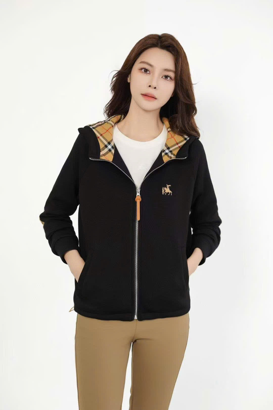 Áo BB khoác nỉ siêu dày logo ngực màu Đen 7329