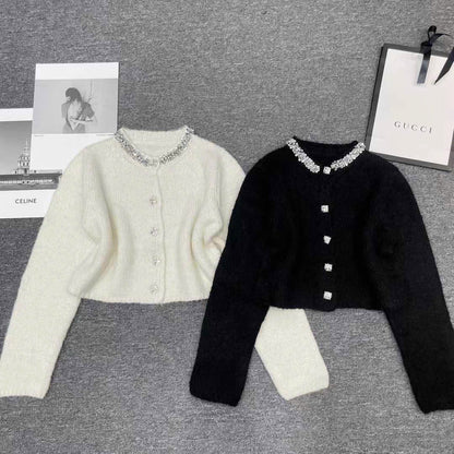 Áo khoác len lông đính đá cổ kèm nút đá màu đen 4861