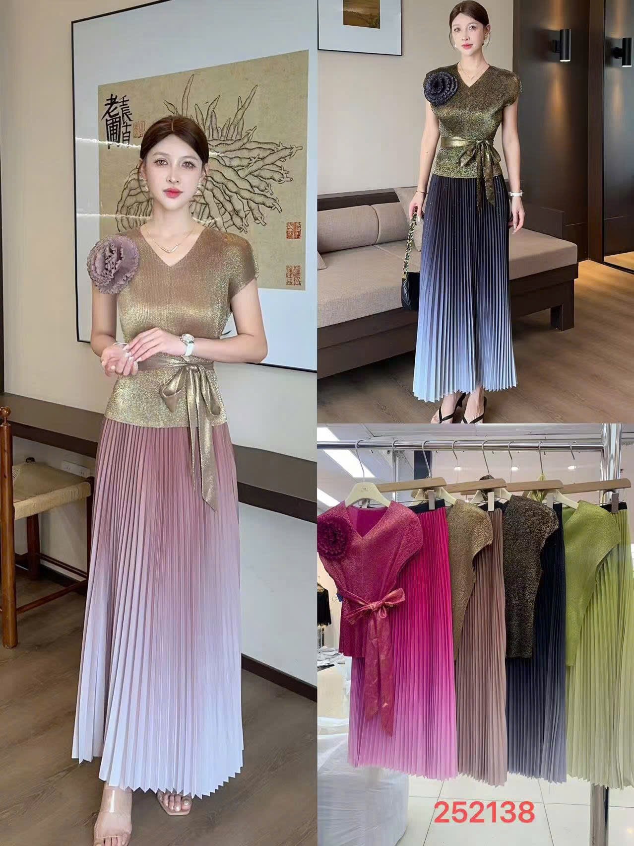 Sét  thun nhún áo cổ tim bông hoa màu nude 6008