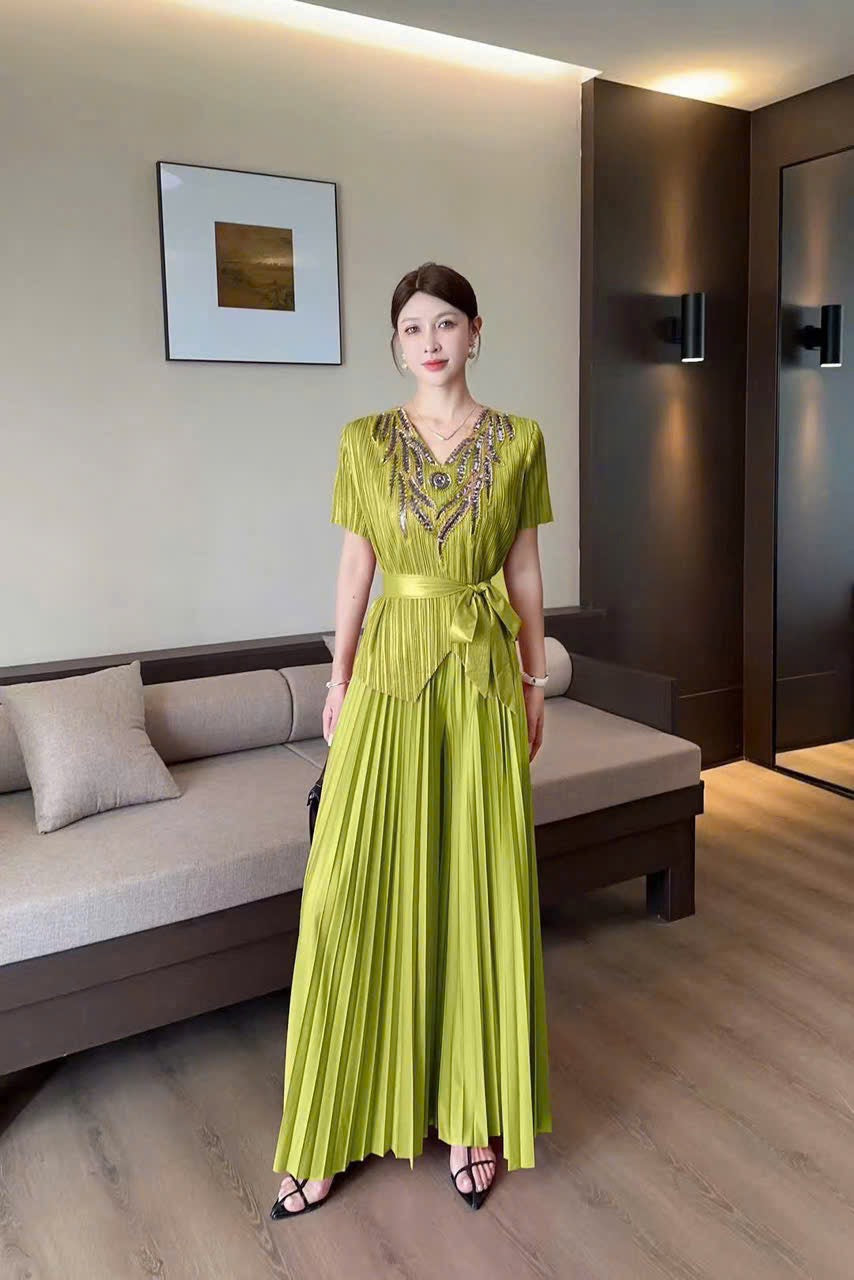 Sét thun nhún dính cườm sang trọng màu xanh lá 6014