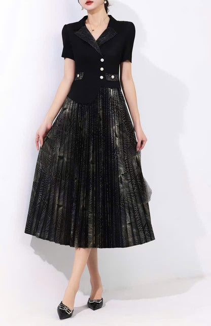 Đầm thun nhún xếp ly cổ vest màu Đen 6059