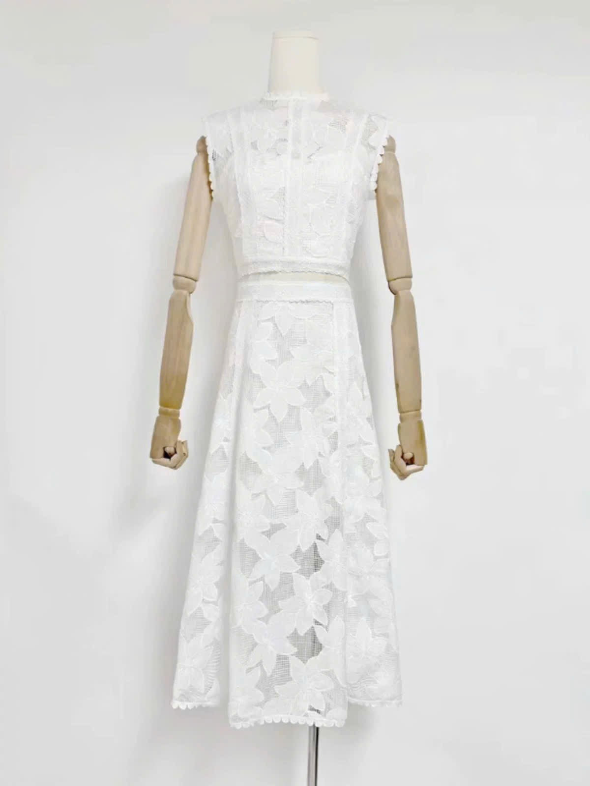 Sét ren váy trắng tinh khôi cực xịn 5323