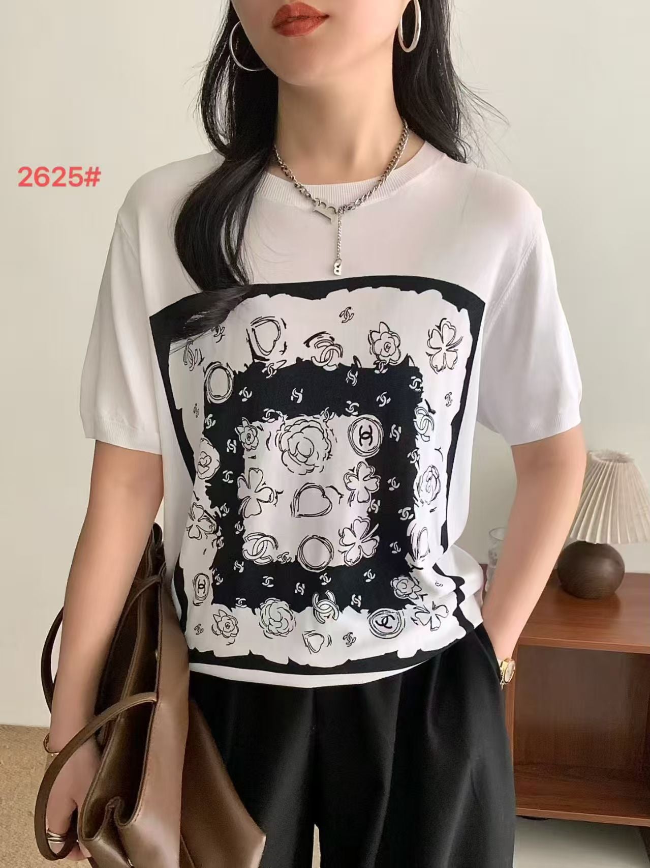 Áo Montoghi CC ô vuông ngực Màu Trắng 8762