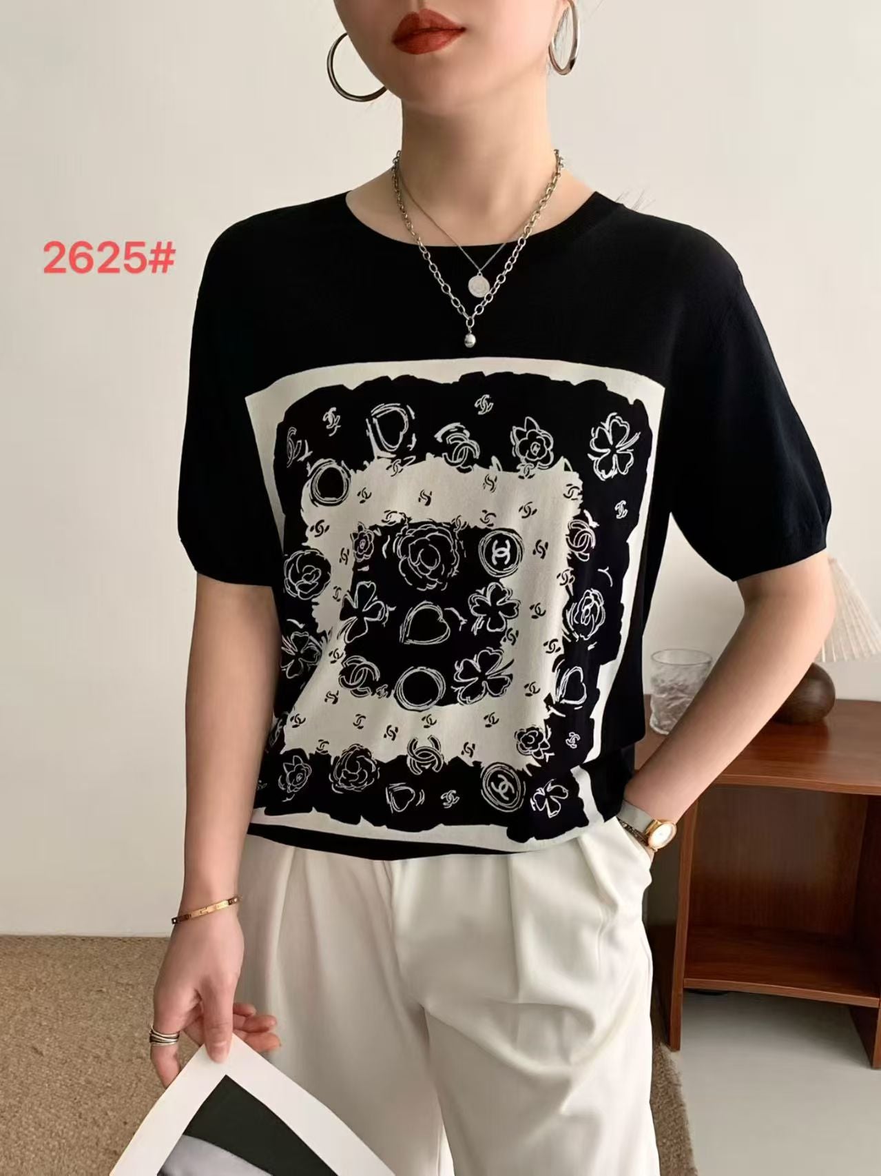 Áo Montoghi CC ô vuông ngực Màu Trắng 8762