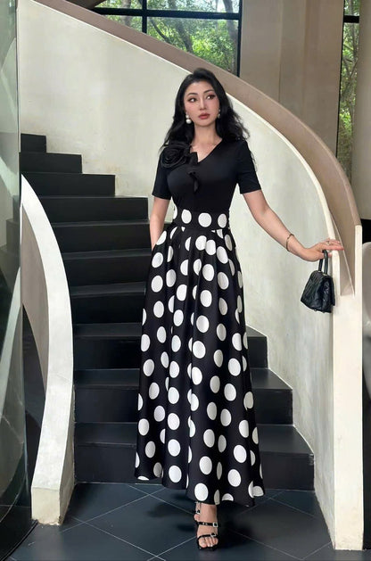 Sét đen hoa vai tà chấm bi lớn có túi 6037