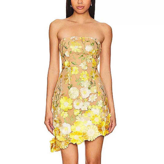 Đầm ren cúp ngực hoa vàng tà chéo 6048